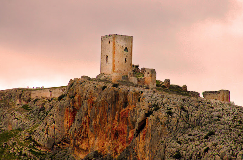 TEBA-Castillo-3.jpg]afbeelding